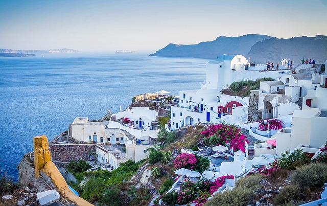 santorini.jpg